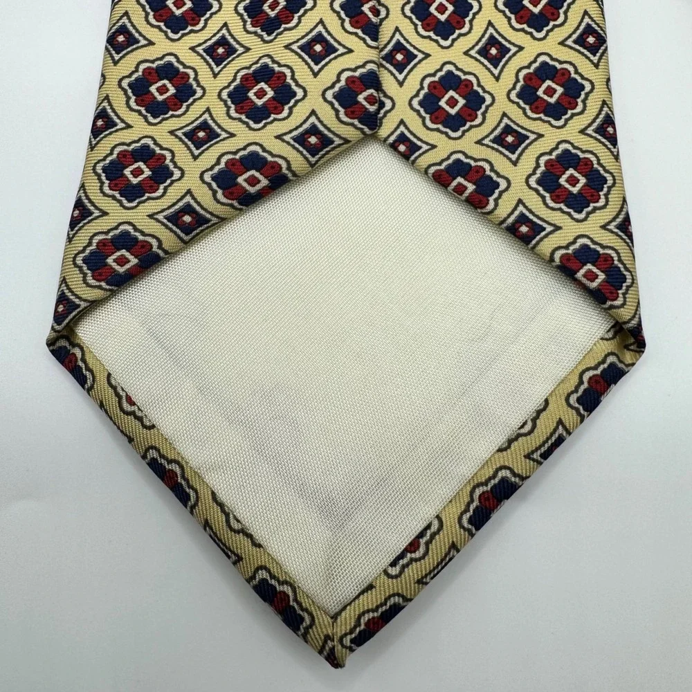 Lands End Mens Silk Tie Yellow Red‎ Navy Blue Geometric Medallion USA Necktie